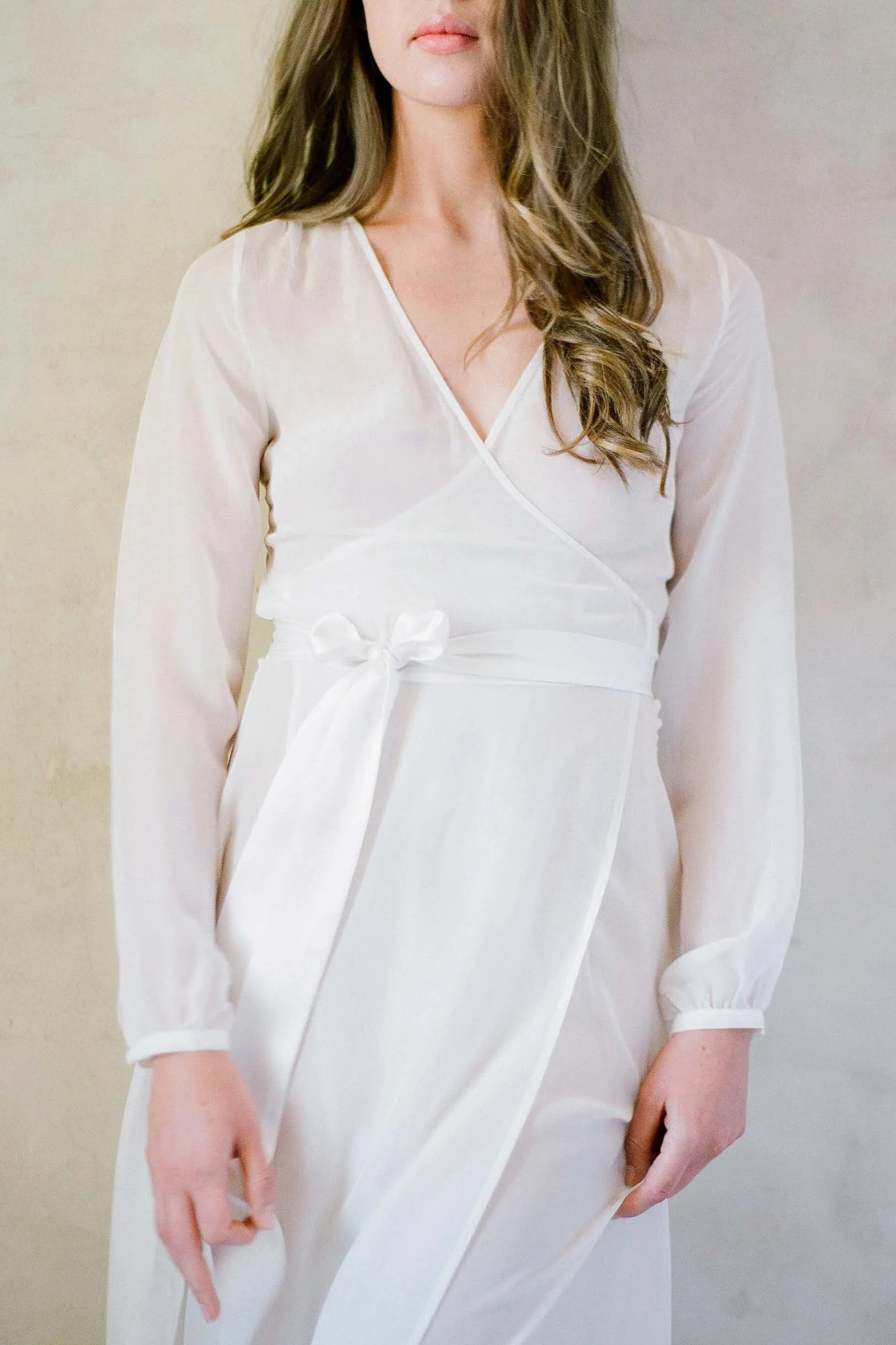 Nina Silk Chiffon Wrap Robe in Ivory